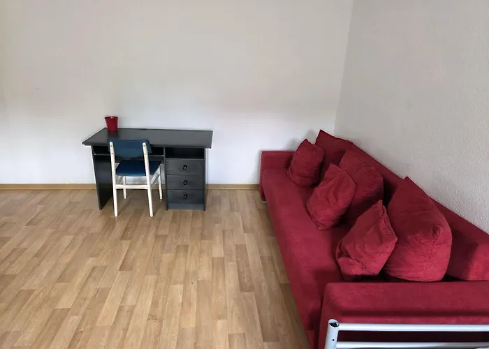 Апартаменты Nahe Elsterwiese Цайц